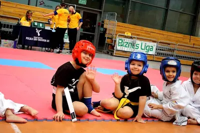 Klub Sportowy Striker -Taekwondo- zajęcia dla dzieci szkolnych-treningi dla przedszkolaķów
